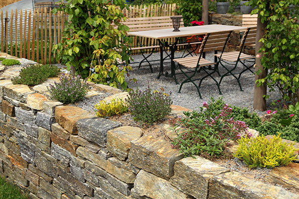 Grilling Nook with Angled Pavers | Outdoor Dining Room