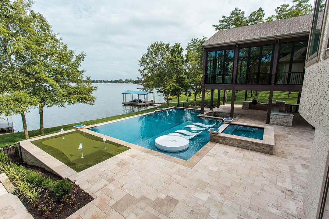 Ivory Travertine Pool Deck